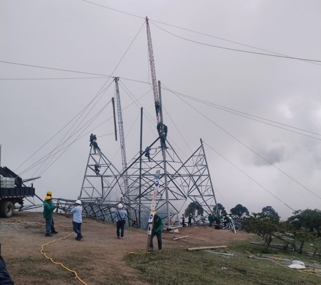 líneas de transmisión eléctricas